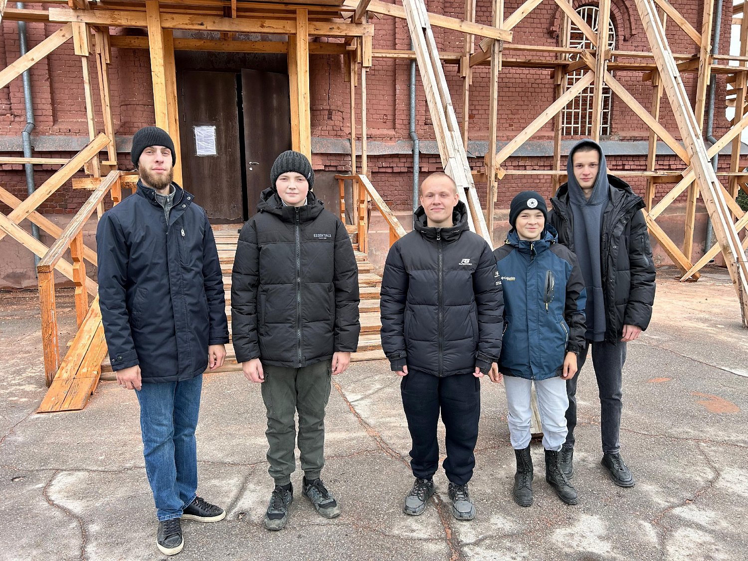 ПОМОЩЬ ВОЛОНТЁРОВ "ЛУЧ ДОБРА"